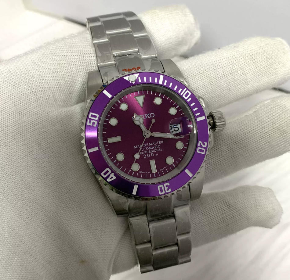GMT Violet — Purple bezel, plum sunburst dial