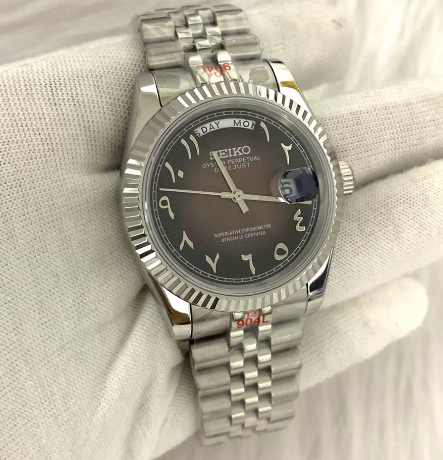 Day-Date Mocha — Fluted bezel, jubilee bracelet, gradient brown dial