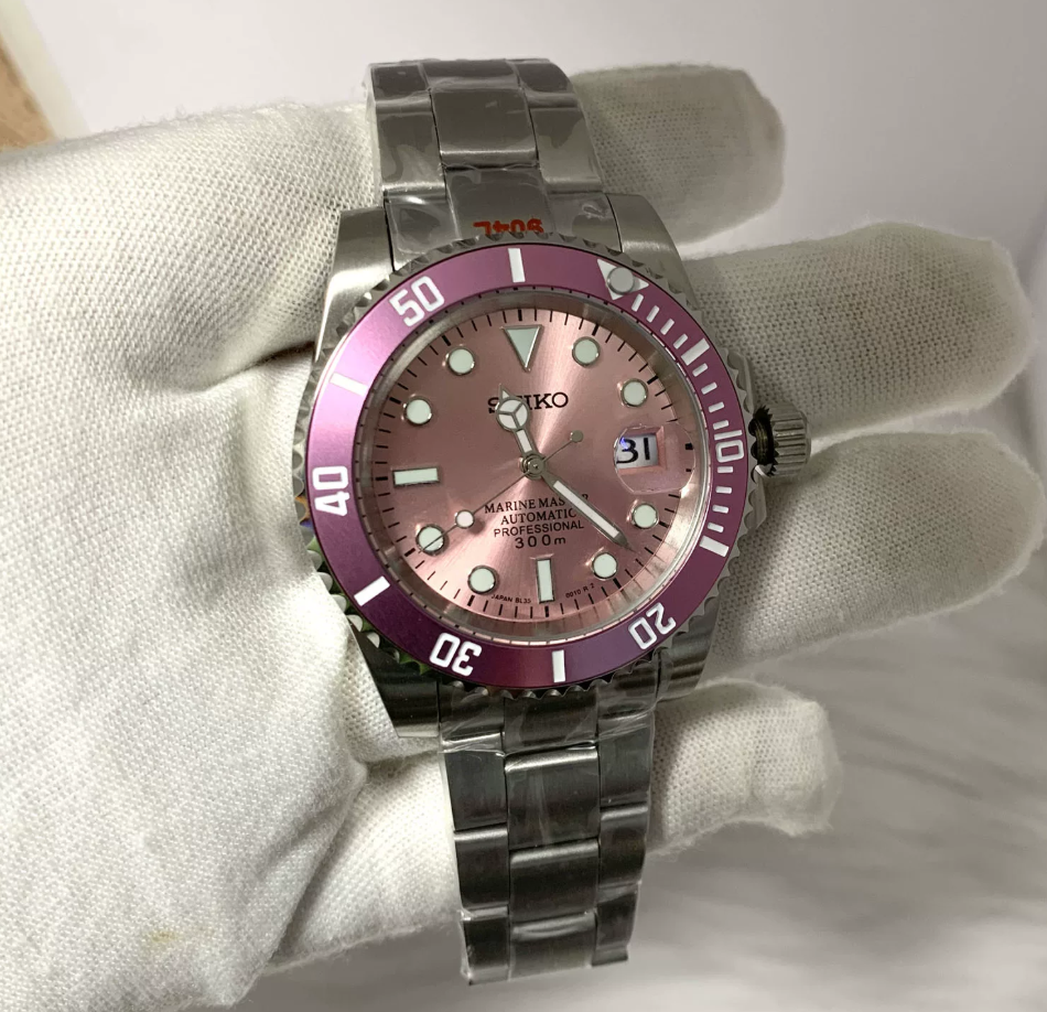 GMT Rose — Pink bezel, rose sunburst dial